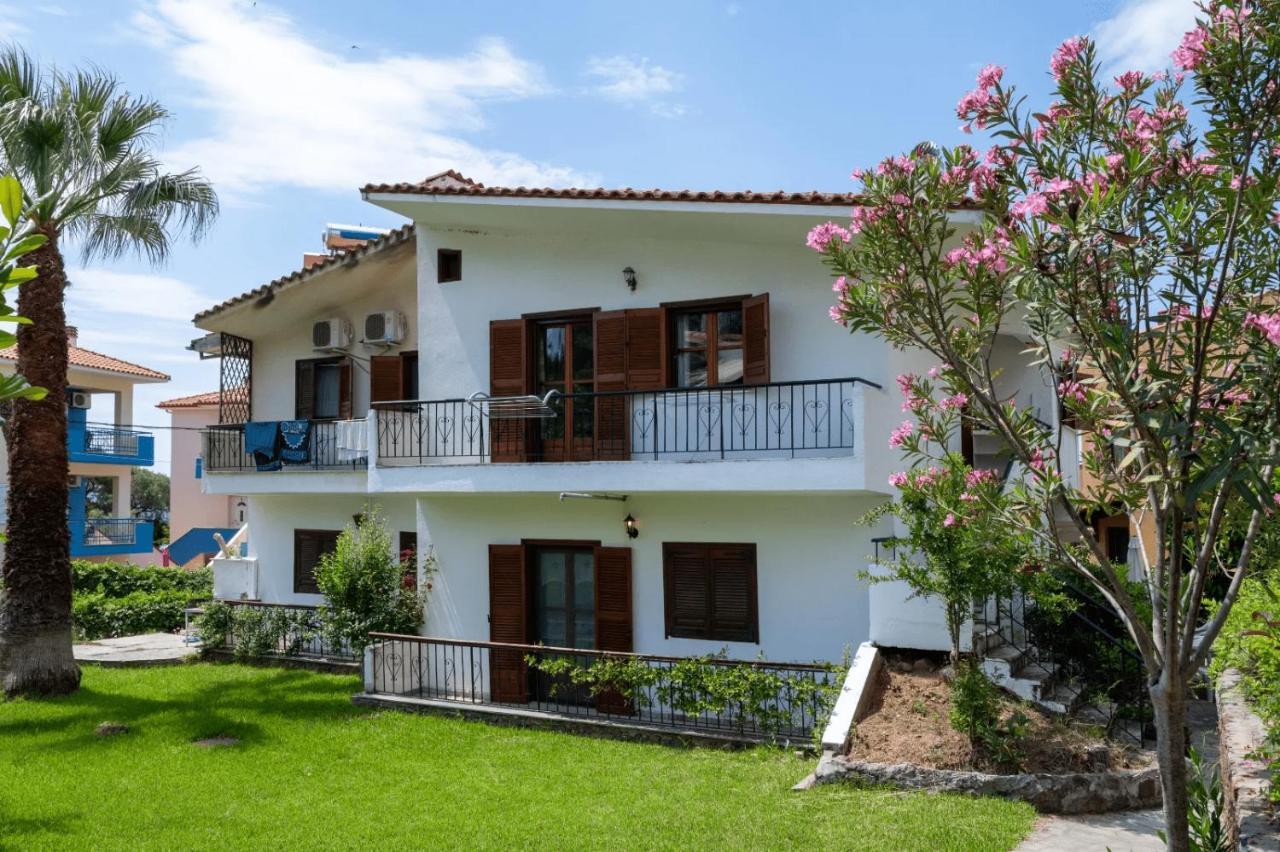 Seahouse With View Daire Psakoudia